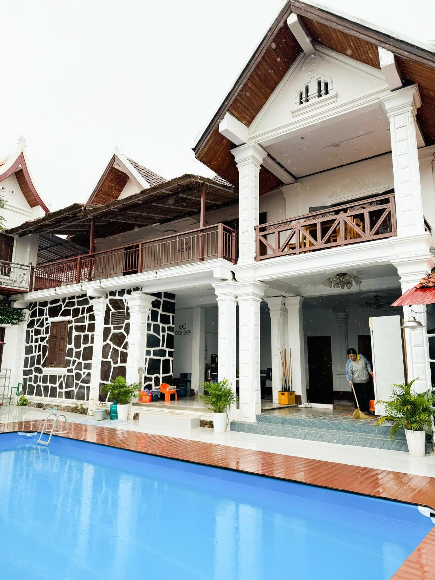 Sabai Sabai Backpackers Hostel Луангпхабанг Экстерьер фото